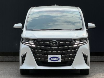 2024 Toyota ALPHARD — фото 3