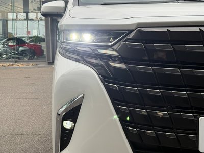 2024 Toyota ALPHARD — фото 10