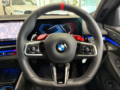 2025 BMW M5 TOURING photo 24