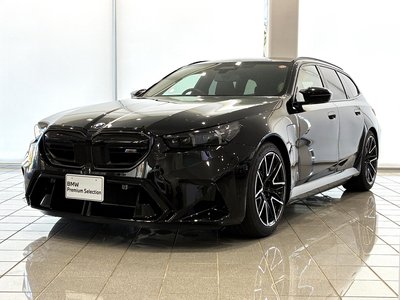 2025 BMW M5 TOURING photo 1