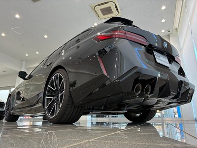 2025 BMW M5 TOURING photo 8
