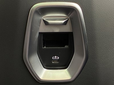 2024 BMW 7 SERIES thumbnail 23