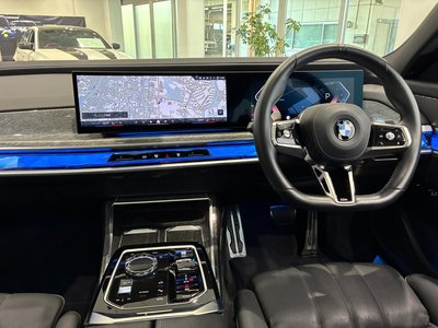 2024 BMW 7 SERIES thumbnail 17