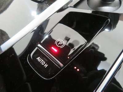 2021 BMW 5 SERIES TOURING 照片 31