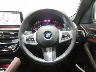2021 BMW 5 SERIES TOURING 照片 5