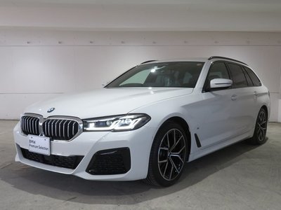 2021 BMW 5 SERIES TOURING 照片 1