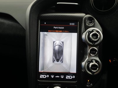 2019 Mclaren 720S thumbnail 24