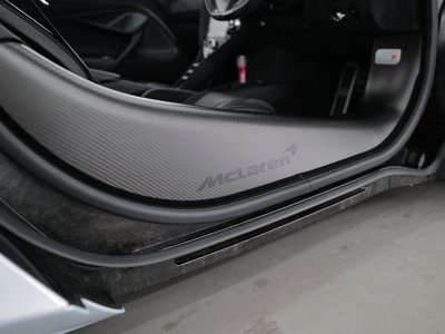 2019 Mclaren 720S thumbnail 34