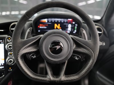2019 Mclaren 720S thumbnail 17