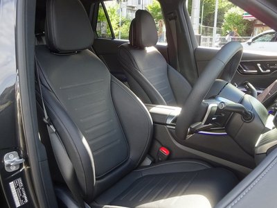 2026 Mercedes-BENZ GLC photo 8