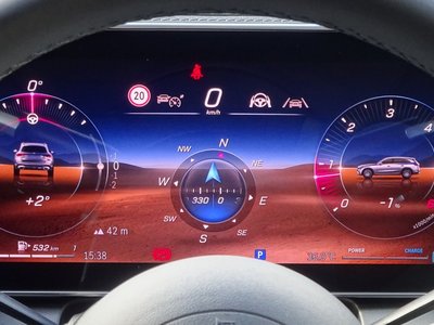 2026 Mercedes-BENZ GLC photo 14