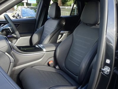 2026 Mercedes-BENZ GLC photo 10