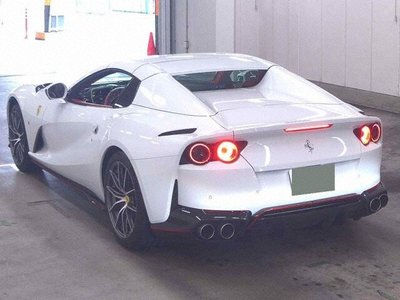 صورة مصغرة 2 لـ 2023 Ferrari 812 GTS