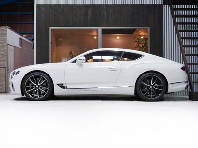 صورة 16 لـ 2019 Bentley CONTINENTAL