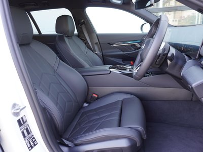 2026 BMW 5 SERIES TOURING thumbnail 22