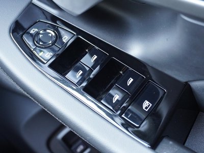 2026 BMW 5 SERIES TOURING thumbnail 28
