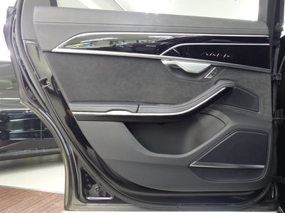 صورة مصغرة 76 لـ 2022 AUDI A8