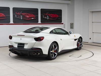 صورة 10 لـ 2023 Ferrari PORTOFINO M