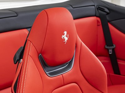 صورة 14 لـ 2023 Ferrari PORTOFINO M