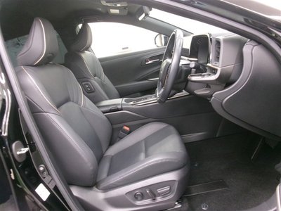 صورة 16 لـ 2022 Toyota CROWN CROSSOVER