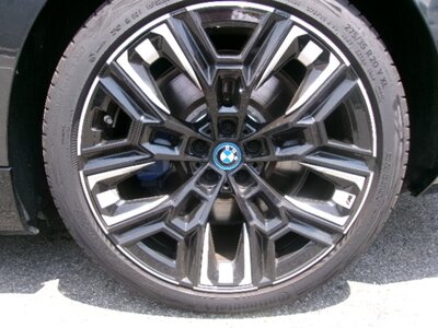 2024 BMW I5 — миниатюра 39