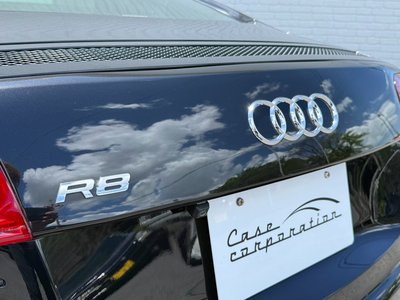 صورة 26 لـ 2009 AUDI R8