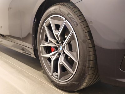 صورة 15 لـ 2024 BMW 5 SERIES