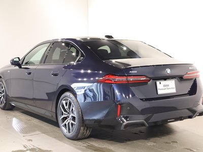 صورة 16 لـ 2024 BMW 5 SERIES