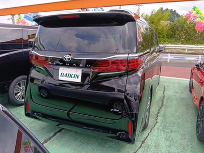 2026 Toyota ALPHARD — фото 3