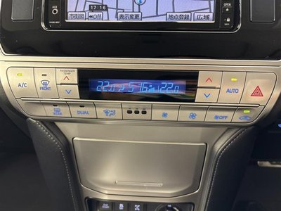 2019 Toyota LAND CRUISER PRADO — миниатюра 19