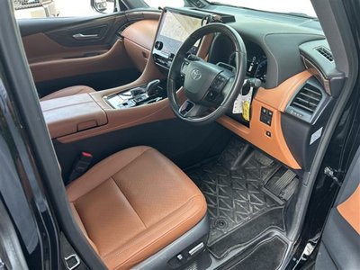 صورة 22 لـ 2025 Toyota VELLFIRE