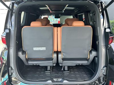 صورة 32 لـ 2025 Toyota VELLFIRE