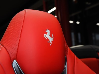 صورة مصغرة 24 لـ 2019 Ferrari PORTOFINO