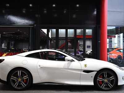 صورة 8 لـ 2019 Ferrari PORTOFINO