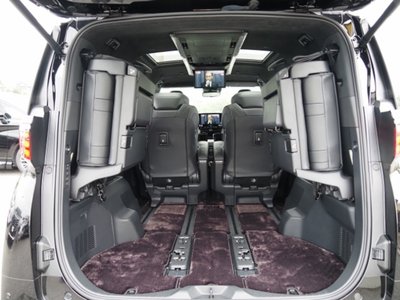 صورة 41 لـ 2025 Toyota ALPHARD