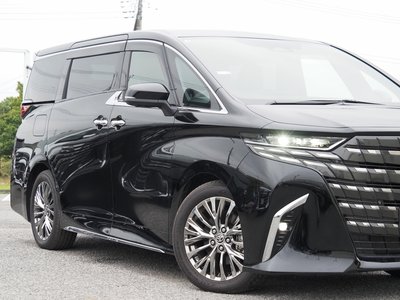 صورة 9 لـ 2025 Toyota ALPHARD