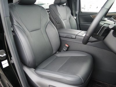صورة 22 لـ 2025 Toyota ALPHARD