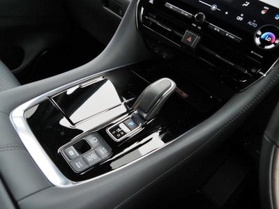 صورة 58 لـ 2025 Toyota ALPHARD