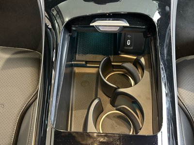 2025 Mercedes-BENZ GLC thumbnail 38
