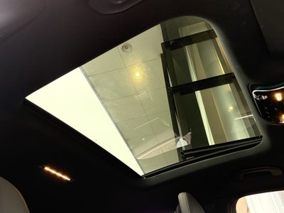 2025 Mercedes-BENZ GLC photo 12