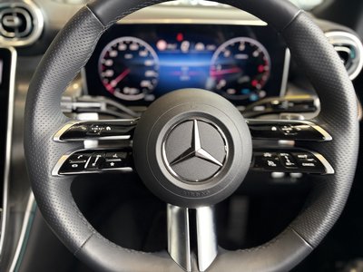 2025 Mercedes-BENZ GLC thumbnail 18