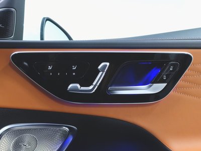 2023 Mercedes-BENZ C-CLASS thumbnail 19