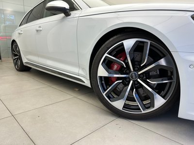 2019 AUDI RS4 AVANT photo 10