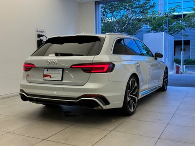 2019 AUDI RS4 AVANT photo 7