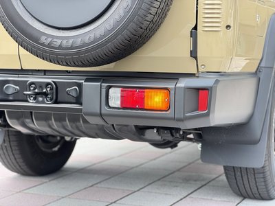 2025 Toyota LAND CRUISER 70 thumbnail 37
