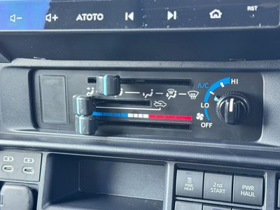 2025 Toyota LAND CRUISER 70 thumbnail 63