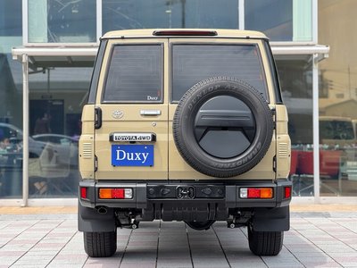 2025 Toyota LAND CRUISER 70 thumbnail 26
