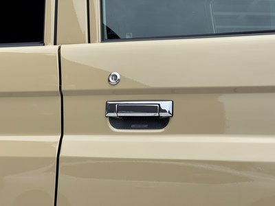 2025 Toyota LAND CRUISER 70 thumbnail 19