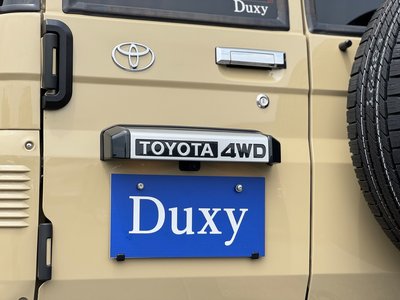 2025 Toyota LAND CRUISER 70 thumbnail 32