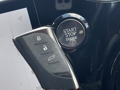2024 Lexus NX — миниатюра 23